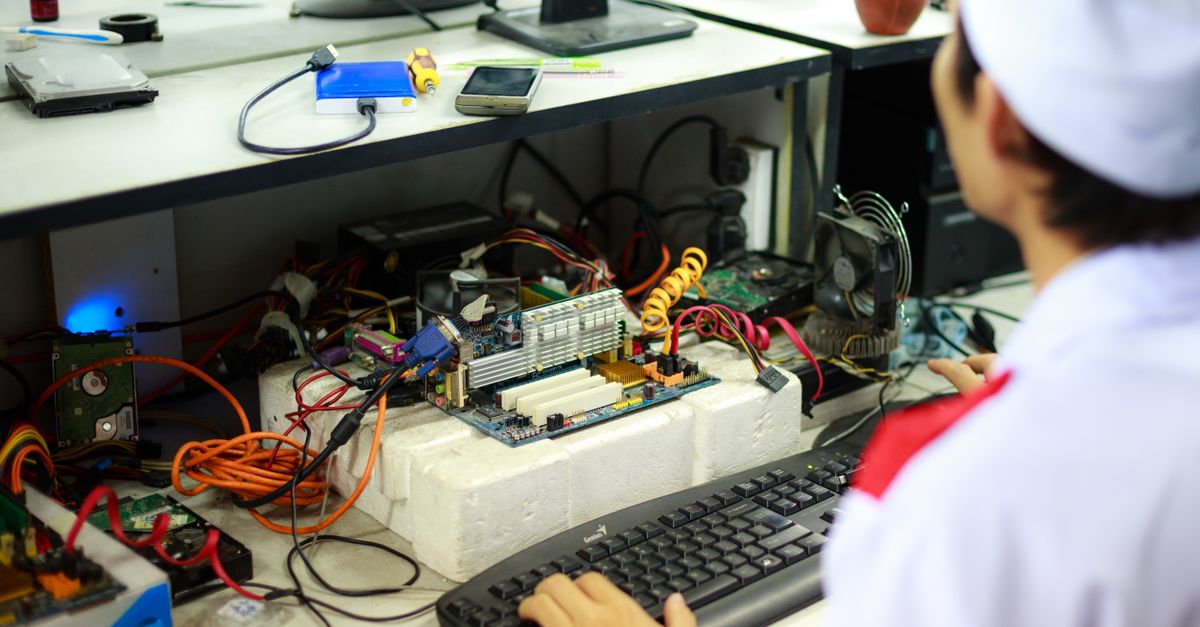 ¿Cuánto cuesta formatear un computador en Cali? Precio real 2026